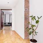 Two Bedroom - Dietla 51 Street *