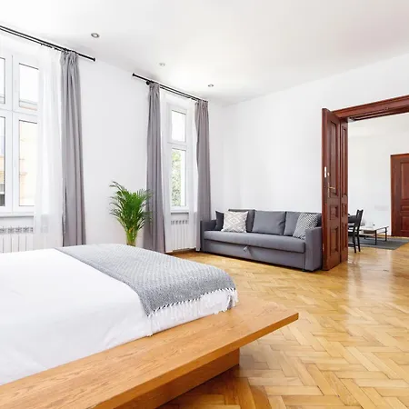 Silver Haze Apartment - 2Br For 10 - Kazimierz شقة كراكوفيا