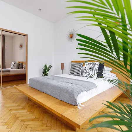 Two Bedroom - Dietla 51 Street