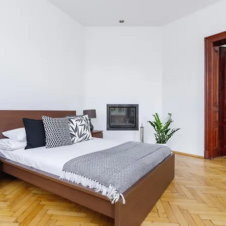 Silver Haze Apartment - 2Br For 10 - Kazimierz شقة *