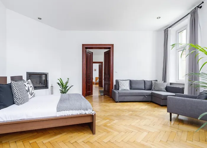 Apartment Two Bedroom - Dietla 51 Street *