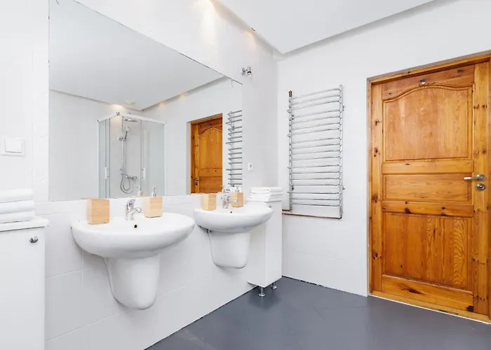 Two Bedroom - Dietla 51 Street Apartment Krakow